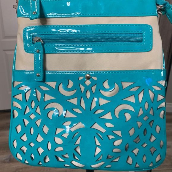 Sondra Roberts | Crossbody Satchel Purse - Picture 6 of 14